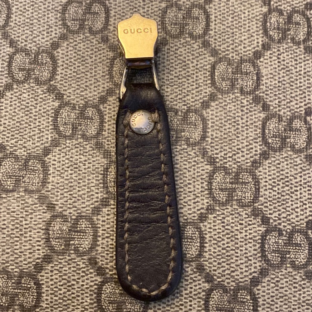 Authentic Gucci zipper pull